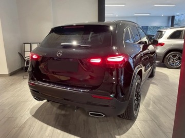 Mercedes GLA II Off-roader Facelifting 1.3 200 163KM 2025 MERCEDES-BENZ GLA 200 AMG Line Suv 1.3 (163KM) 2025, zdjęcie 4