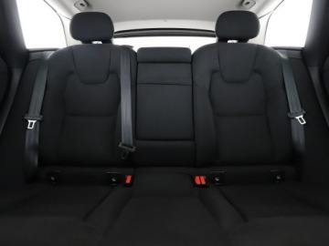 Volvo XC60 II Crossover Plug-In 2.0 T6 Plug-in Hybrid 340KM 2020 Volvo XC 60 PHEV full LED 4x4 automat navi klima, zdjęcie 17