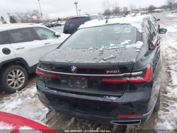 BMW Seria 7 G70 2022 BMW Seria 7 2022r., 4x4, 3.0L, zdjęcie 7