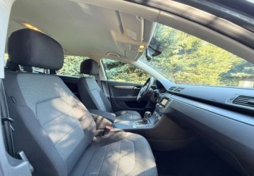 Volkswagen Passat B7 Variant 2.0 TDI CR DPF BlueMotion 140KM 2013 Volkswagen Passat Volkswagen Passat 2.0 TDI Highline DSG 2.0 Diesel 140KM, zdjęcie 25