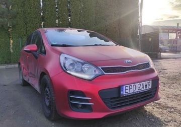 Kia Rio III Hatchback 5d Facelifting 1.4 WGT 90KM 2015 Kia Rio 2015r, 1.4 CRDI. Lekko uszkodzony prawy bok. Jezdzi. 1.4 Diesel, zdjęcie 1