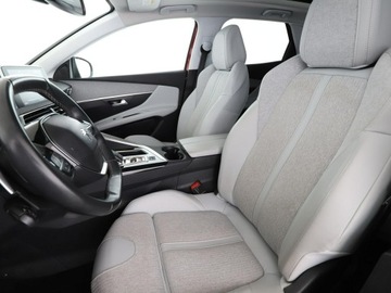 Peugeot 3008 II Crossover 1.2 PureTech 130KM 2018 Peugeot 3008 automat panorama full LED jasne, zdjęcie 12