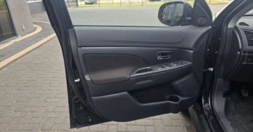 Mitsubishi ASX I SUV Facelifting 2015 1.6 DI-D 114KM 2015 Mitsubishi ASX 2015r Kamera cofania , Auto pelnym serwisie 1.6 Diesel, zdjęcie 19