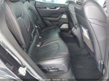 Maserati Levante 2019 Maserati Levante 2019r., Grandsport, od ubezpieczalni 3.0 Benzyna 345KM, zdjęcie 8