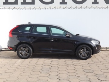 Volvo XC60 I SUV Facelifting 2.0 D4 DRIVE-E 190KM 2015 Volvo XC60 D4, Salon Polska, Serwis ASO, 187 KM, zdjęcie 5