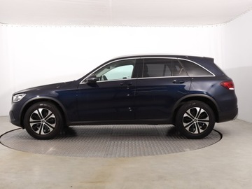 Mercedes GLC C253 SUV Facelifting 2.0 220d 194KM 2022 Mercedes GLC GLC 220 d 4MATIC, Salon Polska, zdjęcie 2