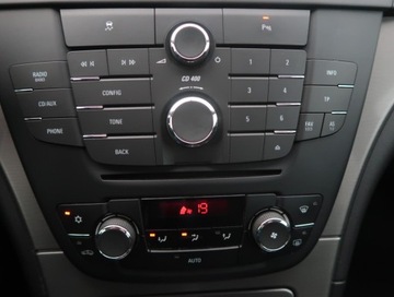 Opel Insignia I Sports Tourer 1.8 Twinport ECOTEC 140KM 2010 Opel Insignia 1.8, GAZ, Klima, Klimatronic, zdjęcie 12