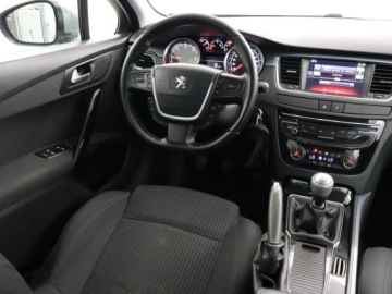 Peugeot 508 I SW Facelifting 2.0 BlueHDi 150KM 2015 Peugeot 508 2.0 BlueHDi, Klima, Klimatronic, zdjęcie 4