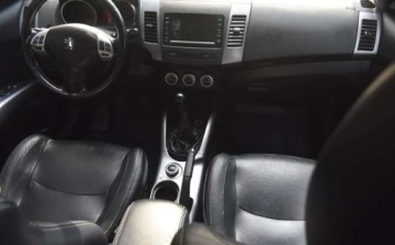 Peugeot 4007 2007 Peugeot 4007 Peugeot 4007 HDI FAP 7-Sitzer Sport 2.2 Diesel 156KM, zdjęcie 6