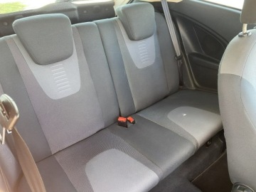 Ford Ka III 1.3 Duratorq TDCi 75KM 2010 Ford KA Zarejestrowany Climtronic Mały przebieg, zdjęcie 7