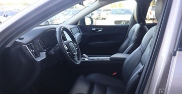 Volvo XC60 II Crossover Facelifting 2.0 B5 250KM 2024 Volvo XC 60 B5 Hybrid PLUS DARK 25014KM Salon POLSKA I Wlasciciel Gwarancj, zdjęcie 16