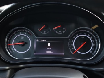 Opel Insignia I Hatchback Facelifting 2.0 CDTI ECOFLEX 140KM 2015 Opel Insignia 2.0 CDTI, Skóra, Navi, Klima, zdjęcie 10