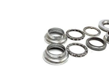 Головки чашек подшипников ZZR Romet Junior