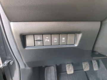 Suzuki Swift VI 2023 Suzuki Swift Salon PL 1,2 benz Niski Przebieg Premium Plus 1.2 Hybryda 83KM, zdjęcie 13