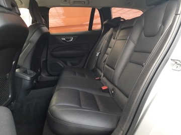 Volvo V60 II  Kombi 2.0 D4 190KM 2019 Volvo V60 II AUTOMAT !! diesel, EURO6, FAKTURA VAT !!!, zdjęcie 13