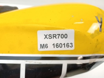 YAMAHA XSR 700 ПРАВАЯ КРЫШКА ЗАЛИВНОЙ ГОРЛОВИНЫ БАКА