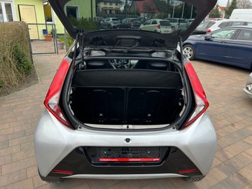 Toyota Aygo II Hatchback 3d Facelifting 1.0 VVT-i 72KM 2019 Toyota Aygo 1.0 VVTi Klima Tablet Kamera Tempomat, zdjęcie 20