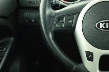 Kia Venga Mikrovan 1.6 DOHC CVVT 125KM 2011 Kia Venga 1.6 CVVT, Klima, Parktronic, zdjęcie 13