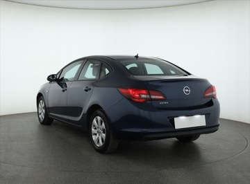 Opel Astra J Sedan 1.6 Twinport ECOTEC 115KM 2015 Opel Astra 1.6 16V, Salon Polska, Serwis ASO, zdjęcie 3