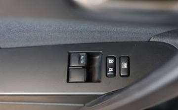 Toyota Auris II 2017 Toyota Auris Hybrid 135 Active 1.8 Hybryda 136KM, zdjęcie 33