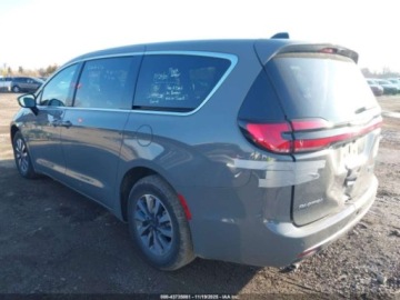 Chrysler Pacifica II 2025 Chrysler Pacifica Hybrid Select 2025 3.6 Hybryda 287KM, zdjęcie 3