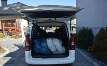 Citroen Berlingo II Combi Facelifting 2015 1.6 BlueHDi 120KM 2017 Citroen Berlingo 1,6 HDI 2017r Klimatronik PDC Panorama Led Tempomat Sprow, zdjęcie 25