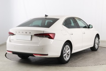 Skoda Octavia IV Liftback 1.5 TSI EVO 150KM 2024 Skoda Octavia 1.5 TSI e-tec, Salon Polska, zdjęcie 4