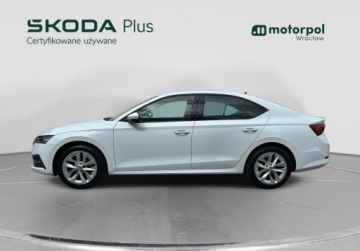 Skoda Octavia III Liftback Facelifting 1.5 TSI ACT 150KM 2020 Skoda Octavia Ambition Pakiety, ACC, Podgrzewane fotele, Kamera, Bezwypad, zdjęcie 2