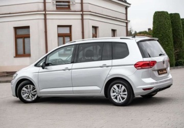 Volkswagen Touran III 2.0 TDI 150KM 2020 Volkswagen Touran 2.0TDI 150KM DSG Navi 7 Osob Alu 2xPdc Serwis Gwarancjia, zdjęcie 9