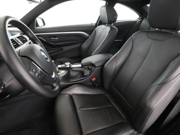 BMW Seria 4 F32-33-36 Coupe Facelifting 420d 190KM 2018 BMW 420 2.0d Automat xDrive Luxury Line Navi, zdjęcie 12