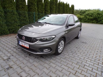 Fiat Tipo II Sedan 1.4 95KM 2019 FIAT TIPO 1.4 BENZ NAVI AUTO Z NIEMIEC ZAREJESTROWANY ZAMIANA, zdjęcie 1