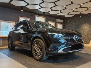 Mercedes GLC C254/X254 Coupe 2.0 200 204KM 2025 MERCEDES-BENZ GLC 200 4-Matic Avantgarde 2.0 (204KM) 2025, zdjęcie 1