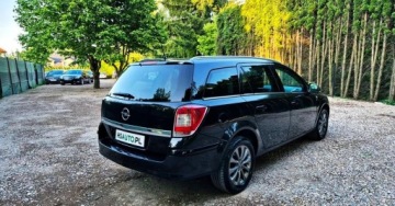 Opel Astra J Sports Tourer 1.6 Twinport ECOTEC 115KM 2010 Opel Astra BENZYNA nawigacja KLIMA super okazja POLECAMY 1.6, zdjęcie 15