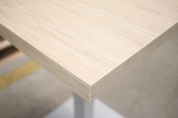 КОМПЛЕКТ: СТОЛ для помещения + 2 СТУЛА