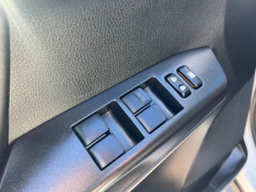 Toyota RAV4 IV MPV Facelifting 2.5 Hybrid 197KM 2017 Toyota RAV4 Toyota RAV 4 IV XENONYLEDYKamera cofania Bezwypadkowa 2.5, zdjęcie 26