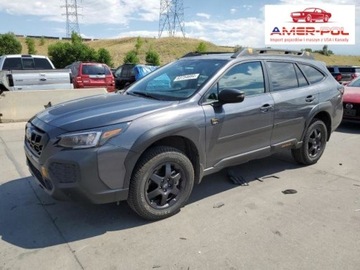 Subaru 2024 Subaru Outback 2024, 2.4L, 4x4, WILDERNESS, po gradobiciu 2.4 Benzyna 260KM