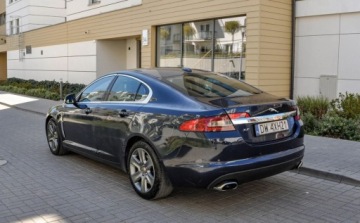 Jaguar XF I Sedan 2.7 BiTurbo D 207KM 2008 Jaguar XF Skory Automat 2.7 Diesel 207KM, zdjęcie 2