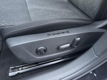 Skoda Octavia IV Kombi 2.0 TDI 150KM 2022 Skoda Octavia 2.0 TDI 150KM DSG Hak El. Fotele FV2, zdjęcie 14