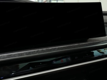 BMW Seria 7 G70 Sedan 3.0 40d 299KM 2025 BMW Seria 7 740d xDrive Sport Sedan 3.0 (299KM) 2025, zdjęcie 11