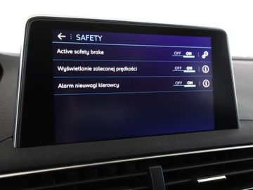 Peugeot 3008 II Crossover 2.0 BlueHDi 180KM 2017 Peugeot 3008 GT Line automat panorama 180KM navi, zdjęcie 25