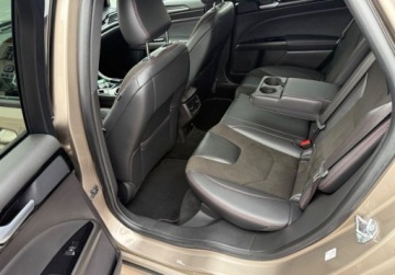 Ford Mondeo V Kombi 2.0 TDCi 150KM 2019 Ford Mondeo 2.0Tdci 150PS ST-line Full led Extra stan 2.0 Diesel 150KM, zdjęcie 10