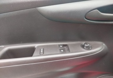 Opel Karl 1.0 Ecotec 75KM 2016 Opel Karl Serwis 94000kmAutomatGrzane fotele i kierownicaTempomatGwarancja, zdjęcie 12