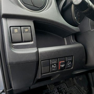 Mazda 5 II 2.0 MZR 150KM 2011 Mazda 5 2.0 MZR-DISI i-stop Center-Line, zdjęcie 26