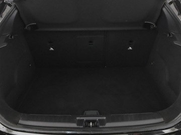 Infiniti Q30 1.6T 156KM 2019 Infiniti Q30 Luxe automat panorama kamera360 navi, zdjęcie 19