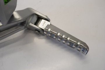 YAMAHA YZF-R 125 14-18 КОМПЛЕКТ ПОДНОЖКА ПАССАЖИРА ЛЕВАЯ