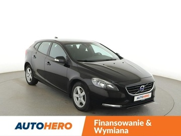 Volvo V40 II Cross Country 2.0 D2 DRIVE-E 120KM 2015 Volvo V40 klima auto czujniki parkowania, zdjęcie 9