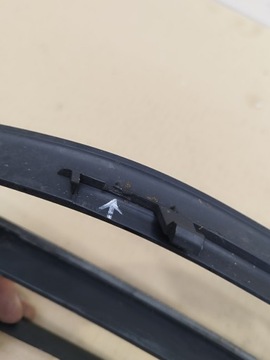 РЕШЕТКА ПЕРЕДНЕГО БАМПЕРА ЛЕВАЯ AUDI A6 C6 LIFT S-LINE 2009-2012 4F0807681Q