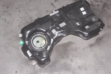 GU429 Infiniti Q30 2.2d Zbiornik Bak Paliwa