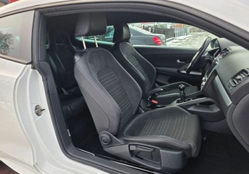 Volkswagen Scirocco III Coupe 1.4 TSI 160KM 2010 Volkswagen Scirocco 1.4BenzynaZarejestrowany w Polsceatrakcyjny wyglad, zdjęcie 13