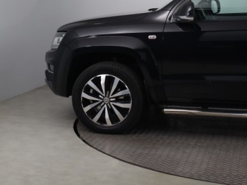 Volkswagen Amarok I Pick Up Double Cab Facelifting 3.0 TDI 224KM 2017 VW Amarok V6 3.0 TDI, Salon Polska, 221 KM, 4X4, zdjęcie 14